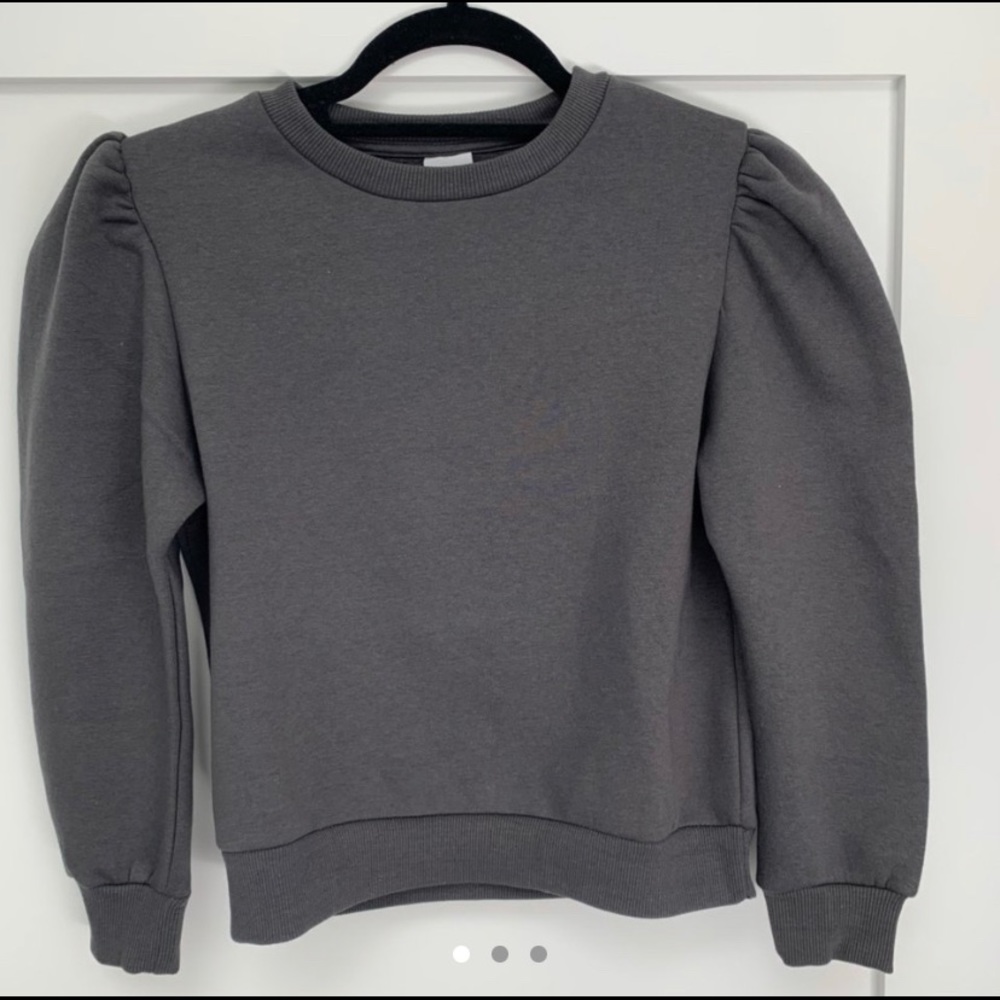 SOLD ON ANOTHER PLATFORM ZARA KID BALOON SLEEVE SWEATER NEW W TAGS